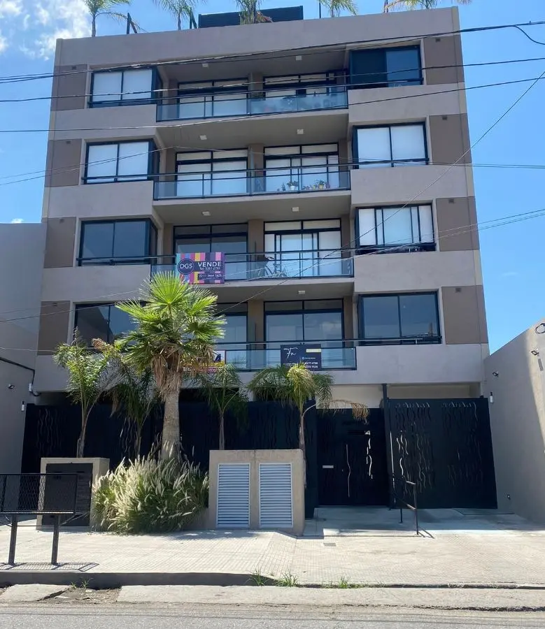 Furnished studio apartment in Lanús