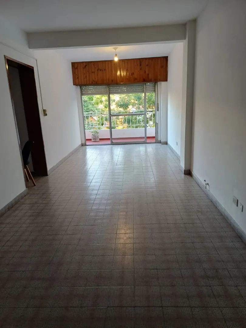 Departamento de 3 ambientes en Parque Avellaneda