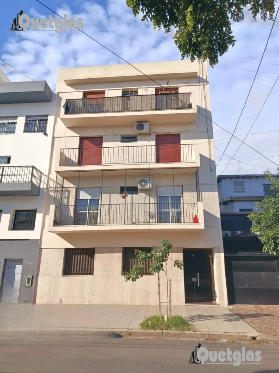 Apartamento de dois dormitórios em Mataderos