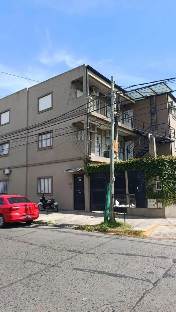 Departamento de 2 ambientes con cochera en Ciudadela