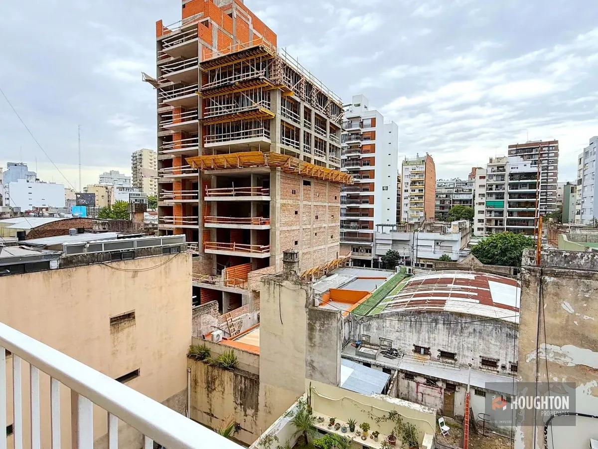 Аренда квартиры с 2 спальнями и кабинетом в Colegiales