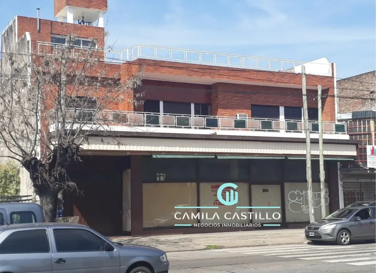 Departamento de 6 dormitorios en Lomas del Mirador