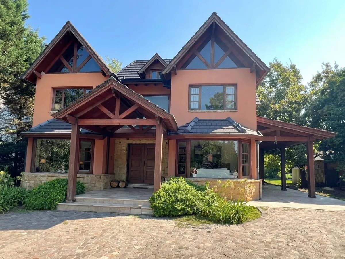 Studio house in Saint Thomas Sur, Canning