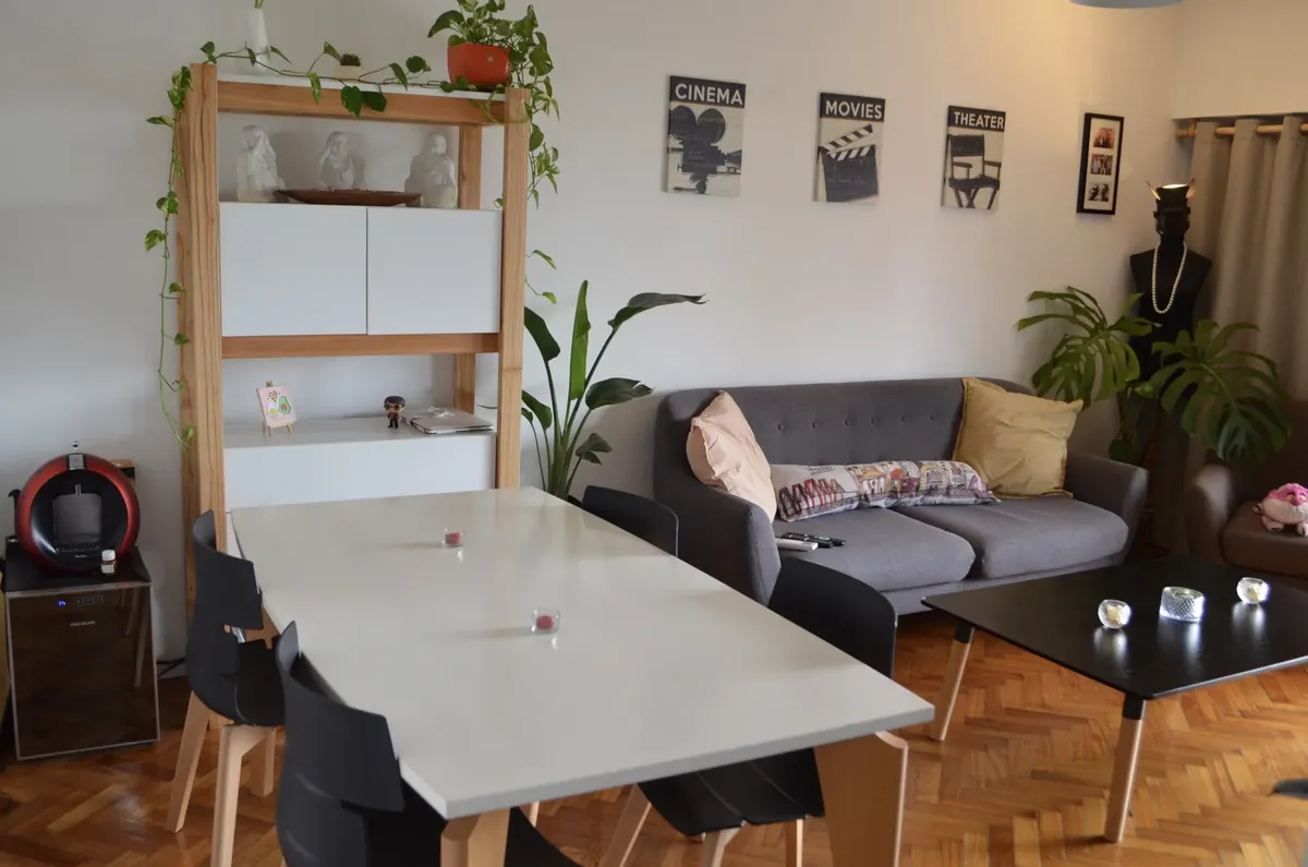 Unfurnished two-room apartment with balcony in Núñez