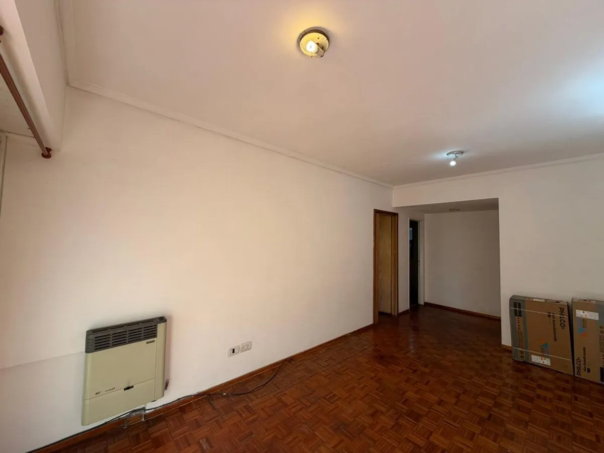 Departamento de 2 ambientes de 1 dormitorio en Quilmes Centro