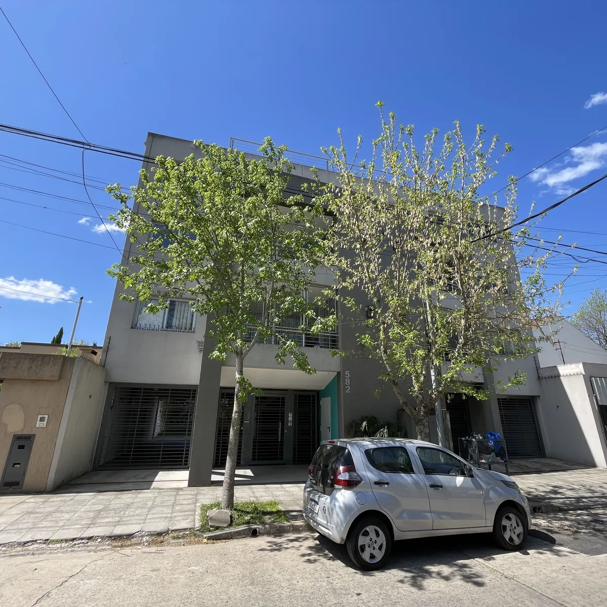 One-bedroom, two-room apartment with parking in Quilmes Oeste