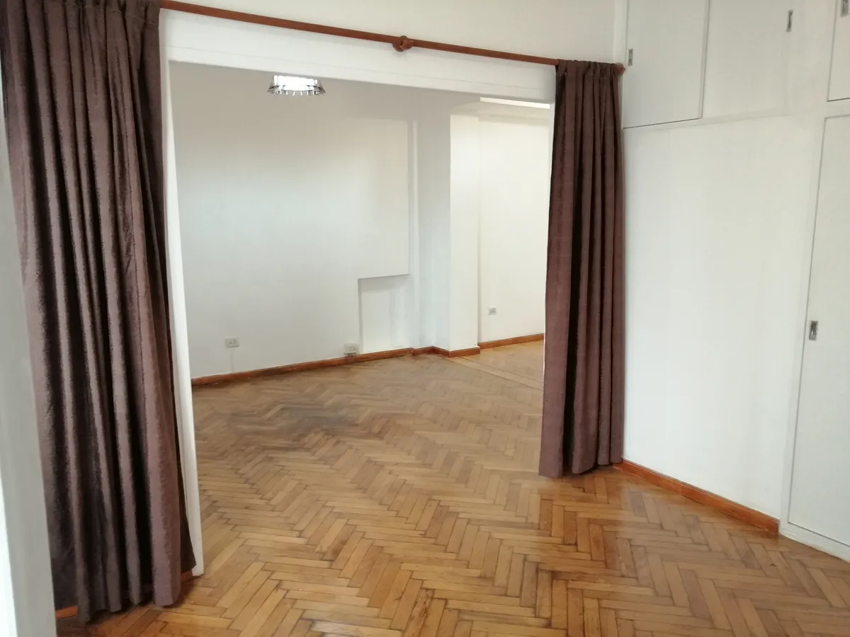 Квартира с 2 комнатами (PH) в Monserrat