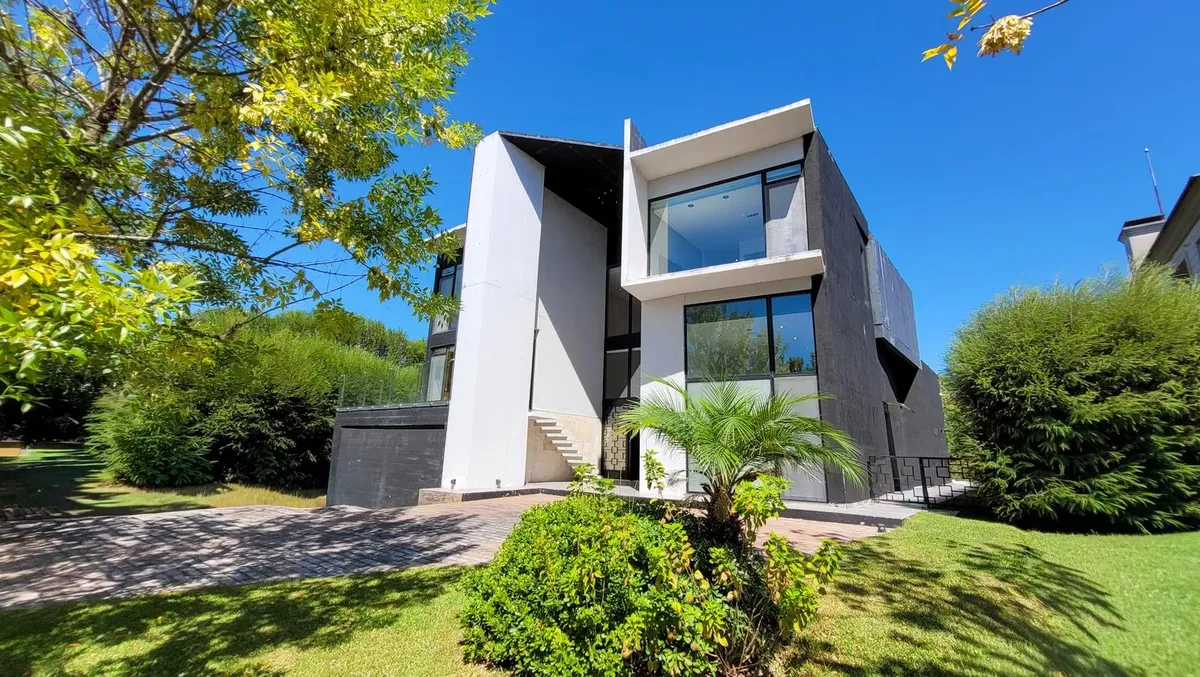 Four-bedroom house in El Yacht, Nordelta (Tigre)