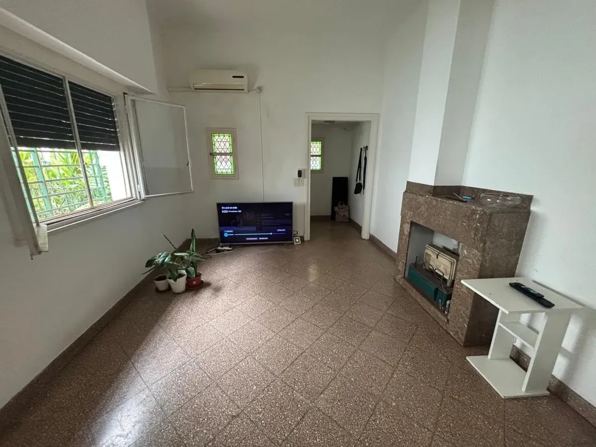 Chalet com 3 dormitórios em Martínez