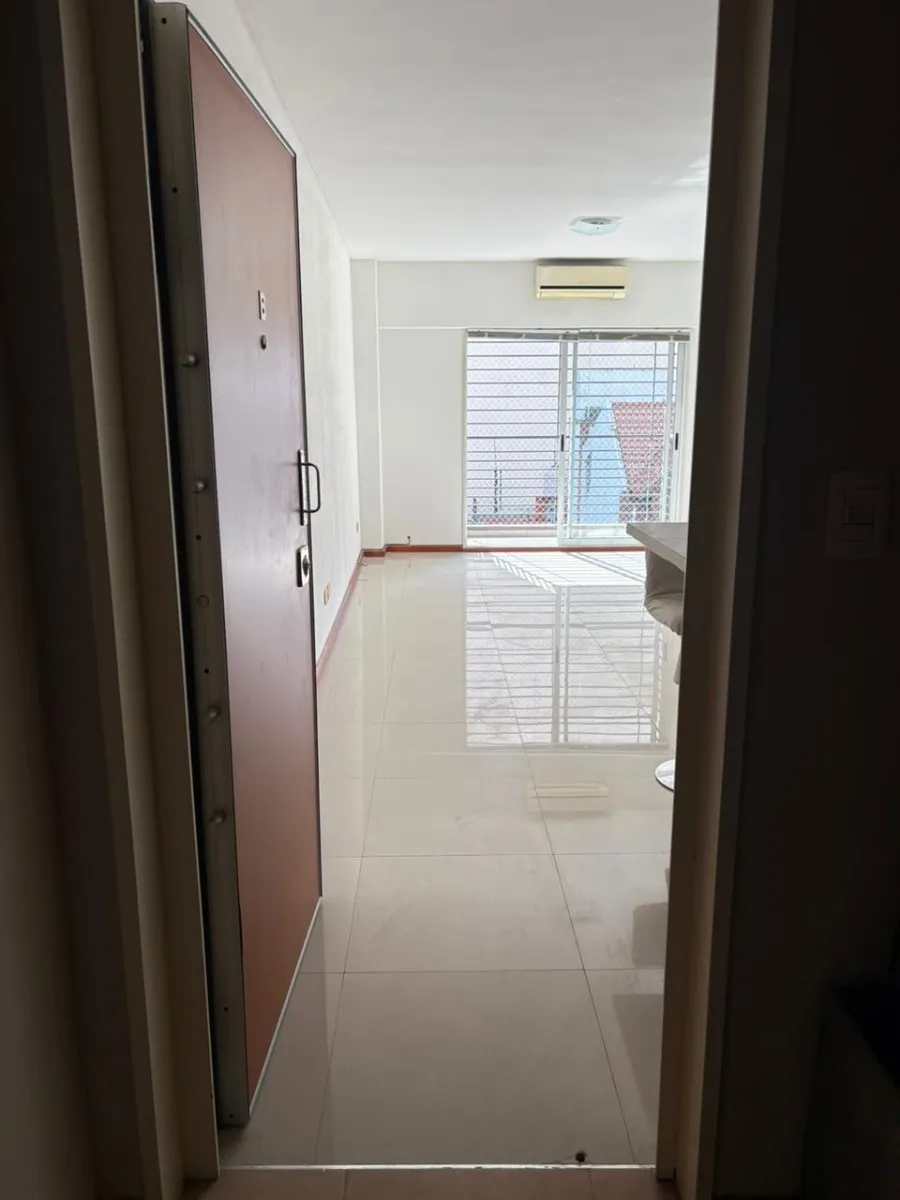 Квартира-студия 35 m² с балконом в Caballito (под профессиональное использование)