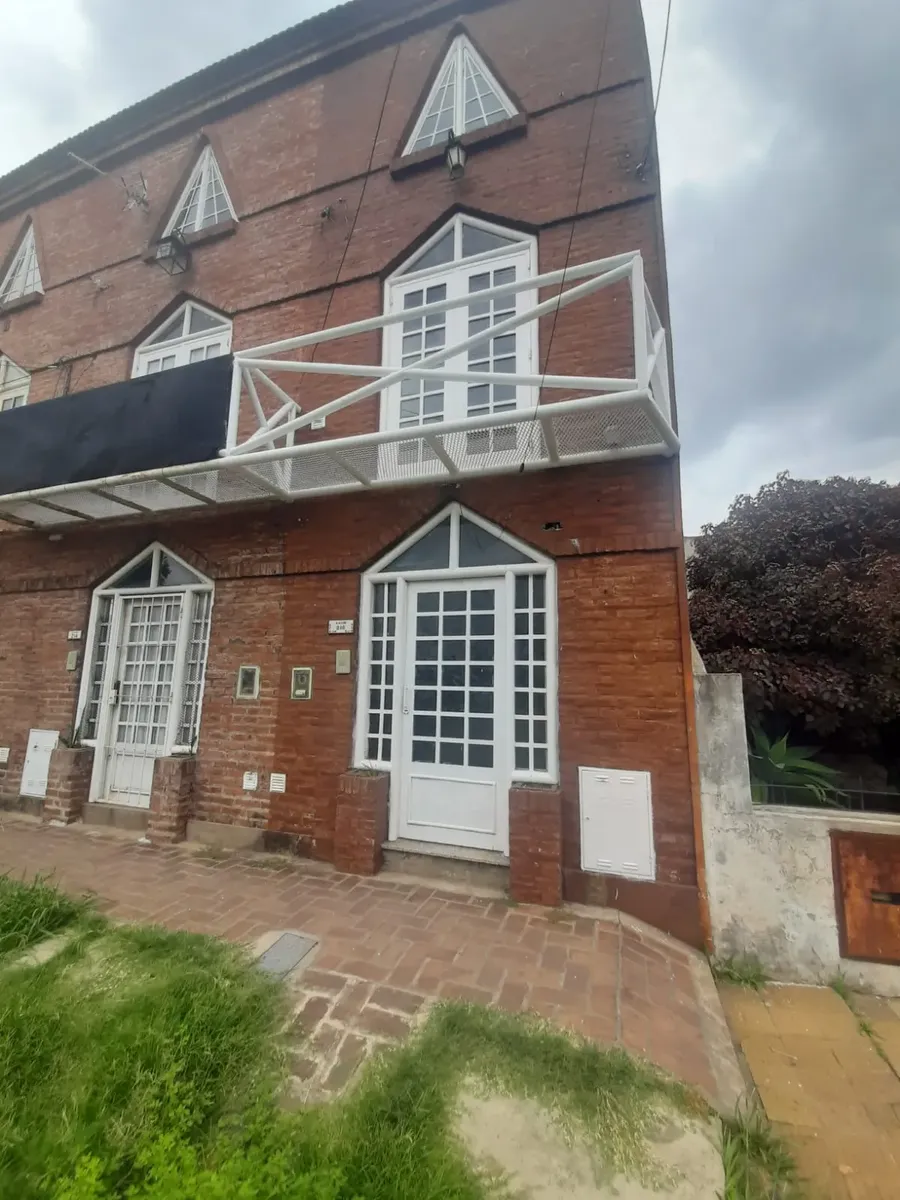 Apartamento em duplex para alugar em Hurlingham