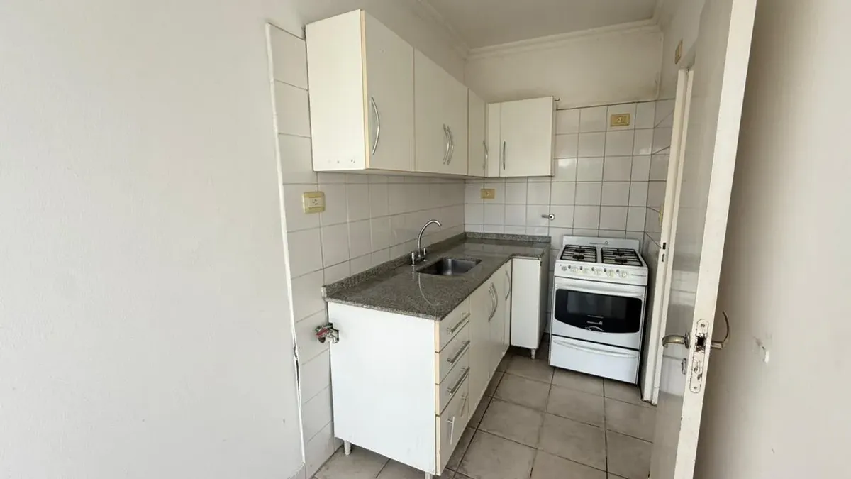 Квартира-студия в La Boca на 7-м этаже с балконом