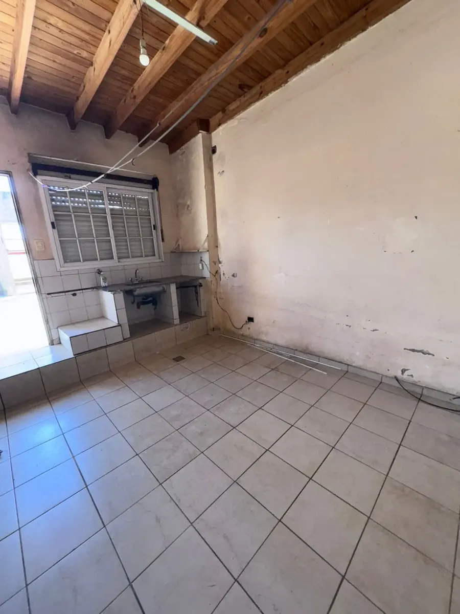 One-bedroom apartment with patio in Villa Lynch