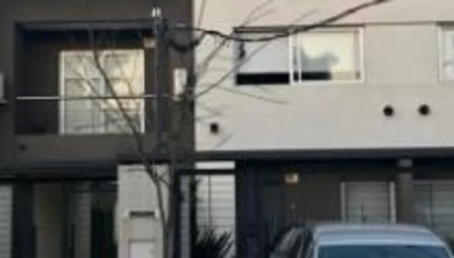 Двухуровневая квартира с 3 спальнями в Ituzaingó Norte