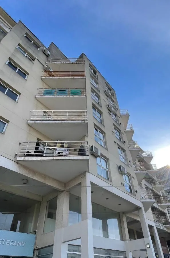 Alquiler Departamento 2 Ambientes Amoblado Para Uso Profesional - Edificio Nuevo Centro