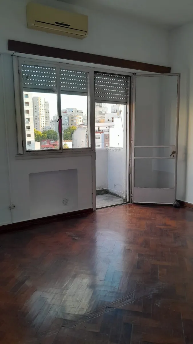 Apartamento de 1 quarto com varanda em Balvanera