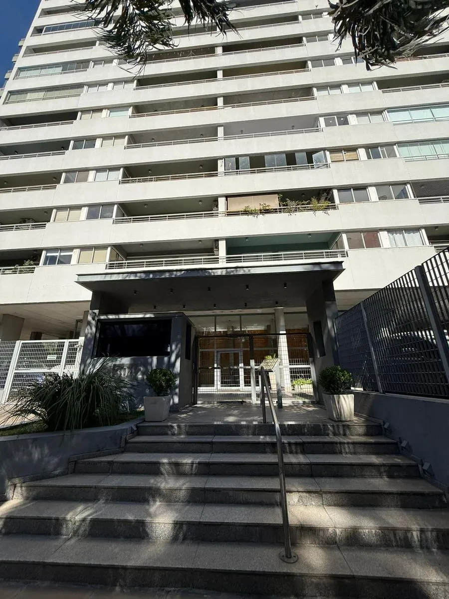 Apartamento de três ambientes com 2 dormitórios em Vicente López
