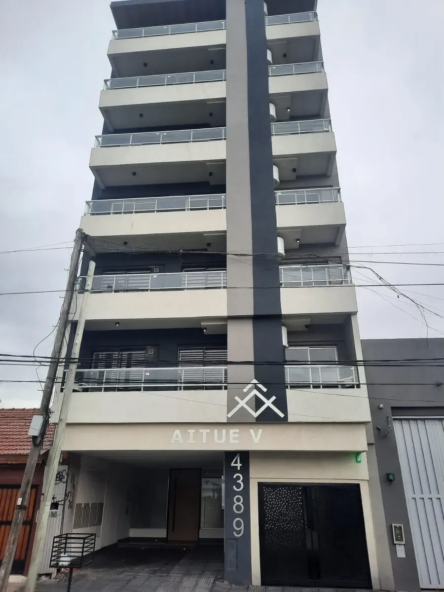 Apartamento de dois ambientes no 4º andar em Tres de Febrero
