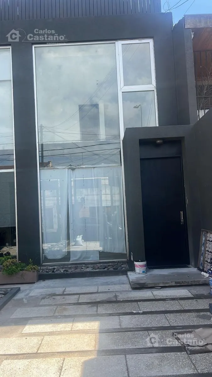 Apartamento dúplex de 3 dormitórios com vaga e play-room em Olivos