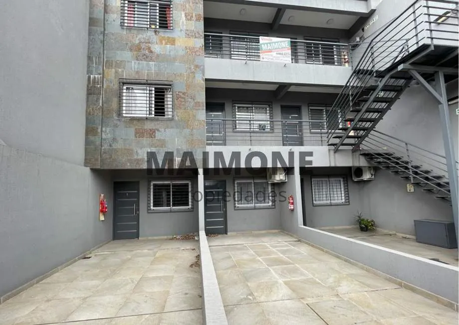 Two-and-a-half-room apartment on the ground floor in Villa Luzuriaga