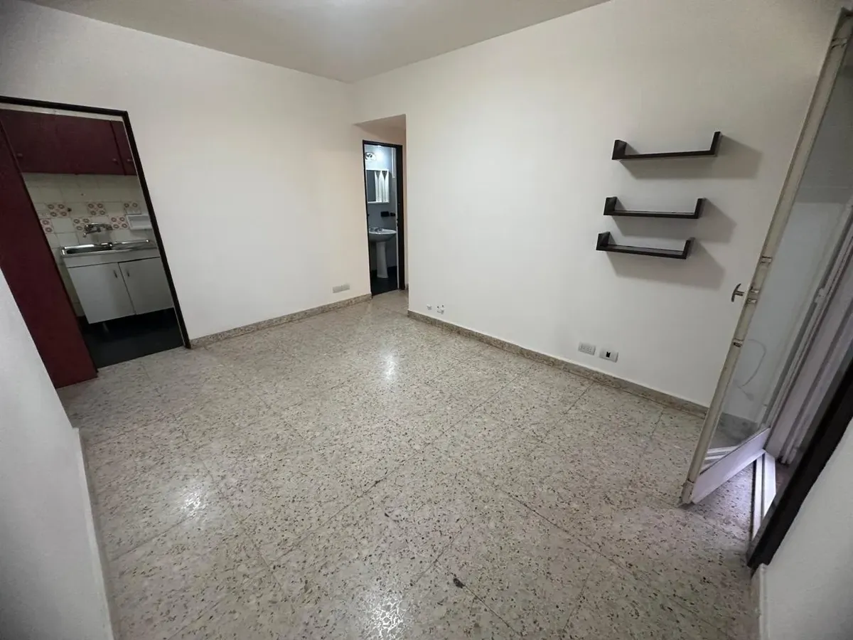 Departamento de 2 ambientes con cochera en Almagro