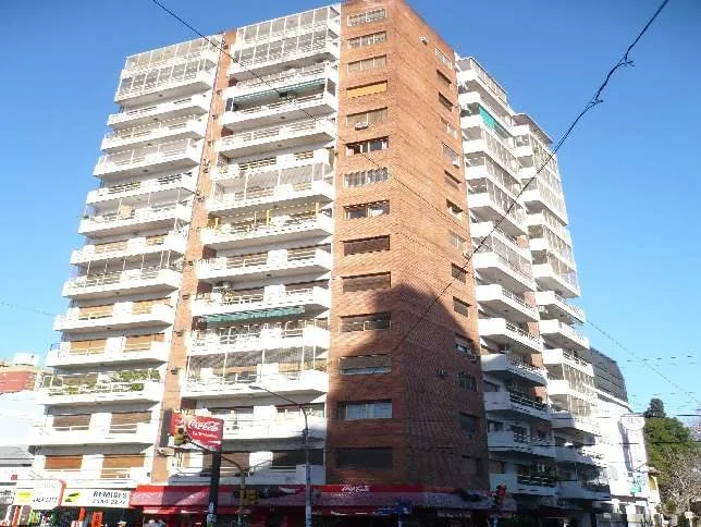 Two-bedroom apartment in Ramos Mejía Sur