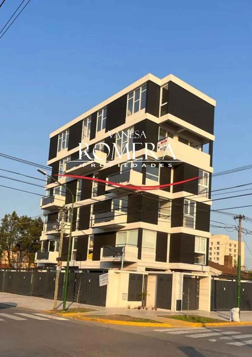 Apartamento de dois ambientes com 1 dormitório em Ituzaingó