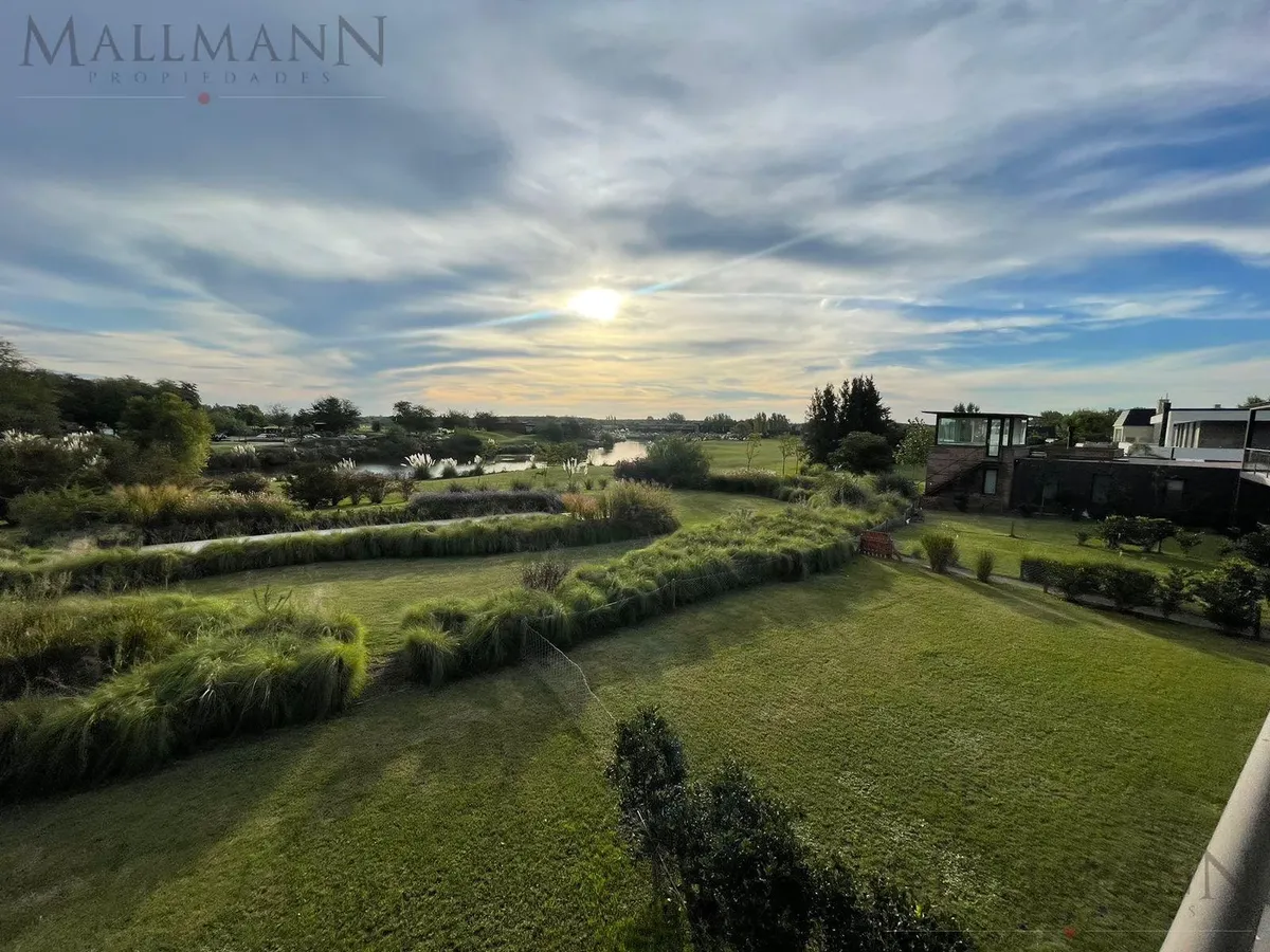 Apartamento de 3 ambientes mobiliado em Estancias Golf