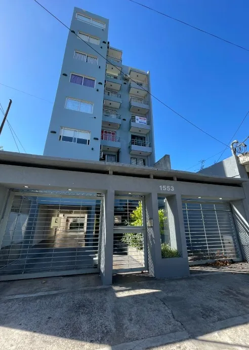 Departamento de 2 ambientes en Morón Sur