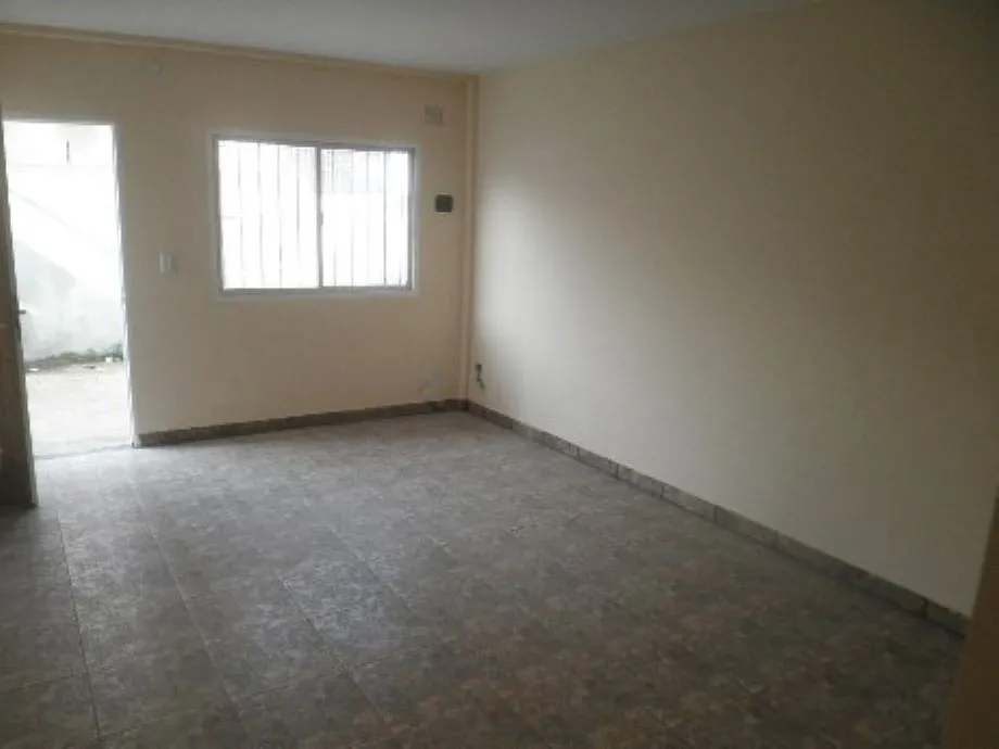 Квартира типа «дом» с 1 спальней в Quilmes Oeste
