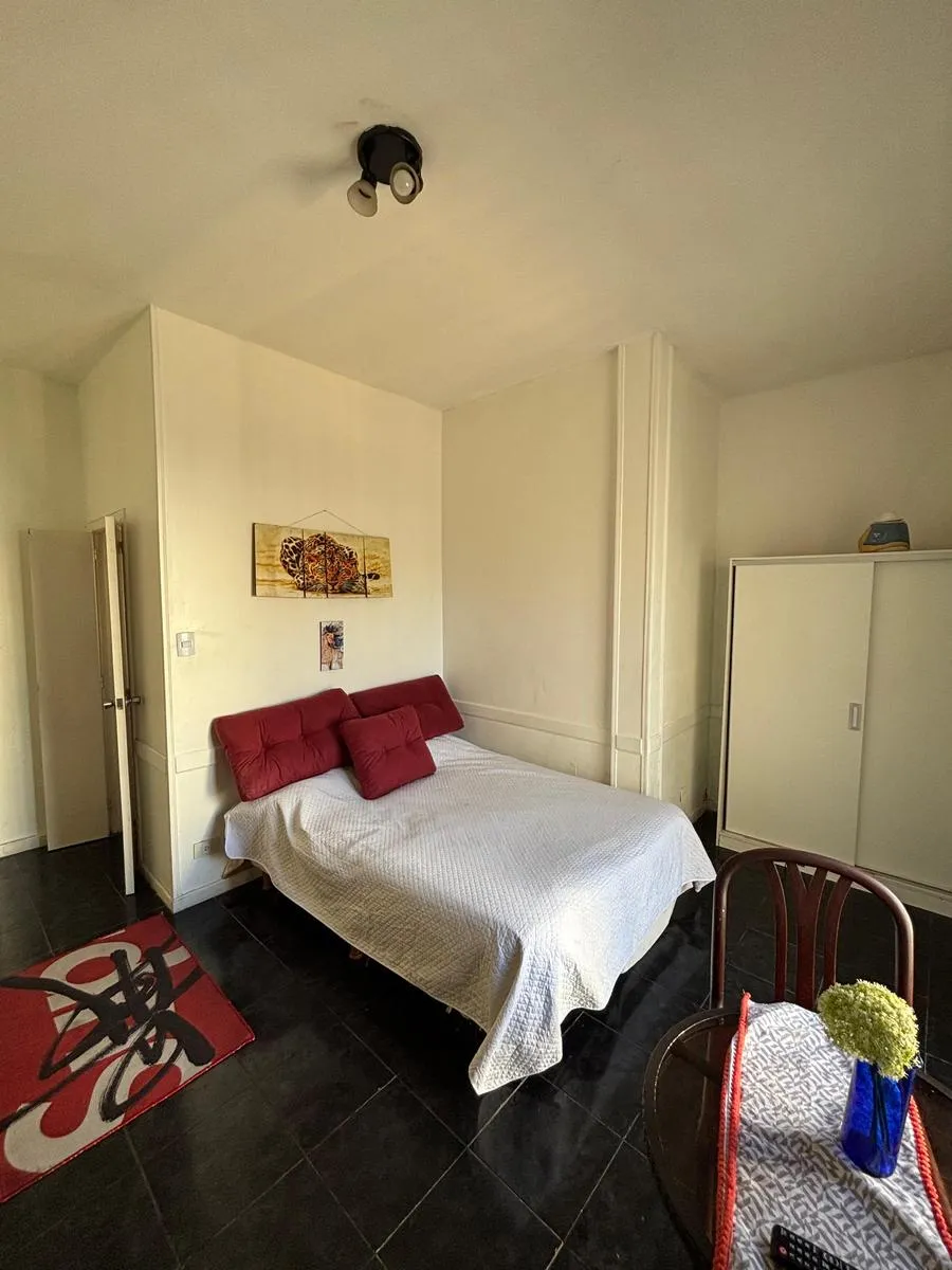 Квартира-студия в San Nicolás для краткосрочной аренды