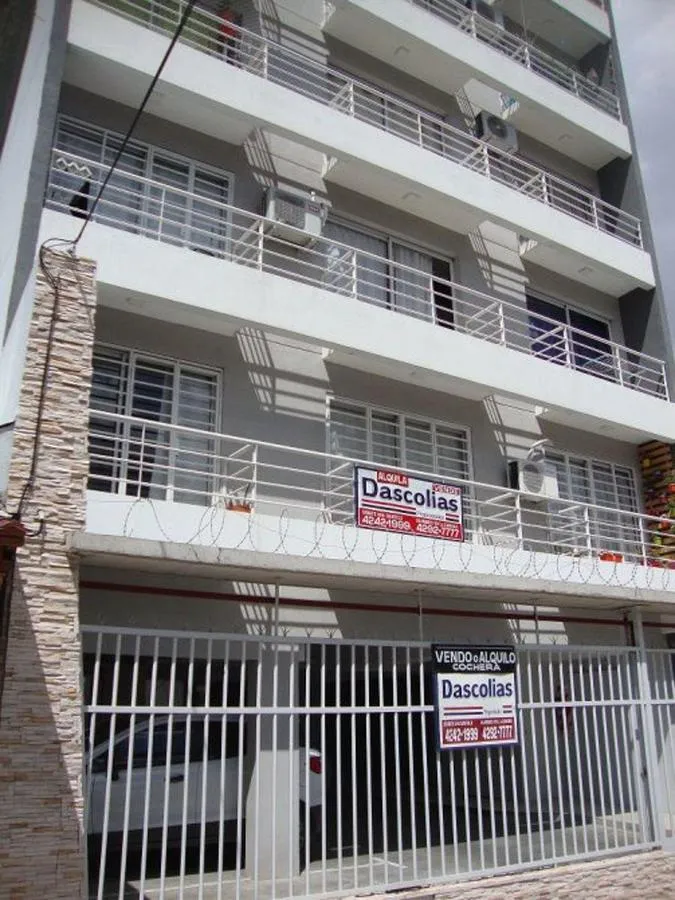 Dúplex de 3 ambientes con cochera en Lanús