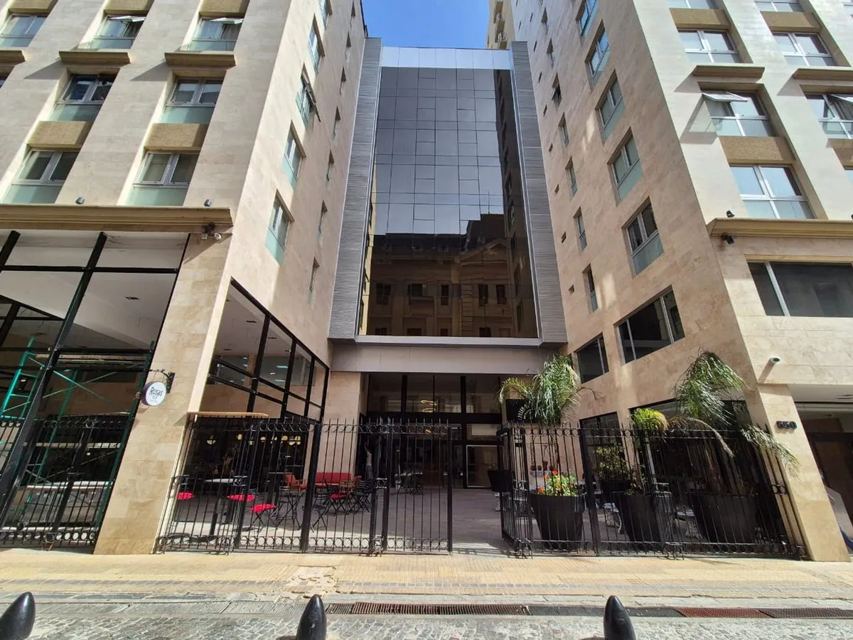 Kitnet com varanda em Monserrat