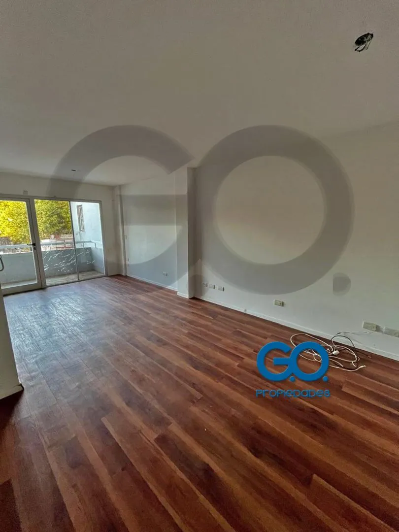 Monoambiente con balcón en Villa Urquiza