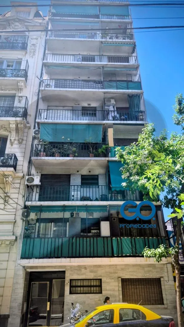 Departamento de 2 ambientes con balcón en Monserrat