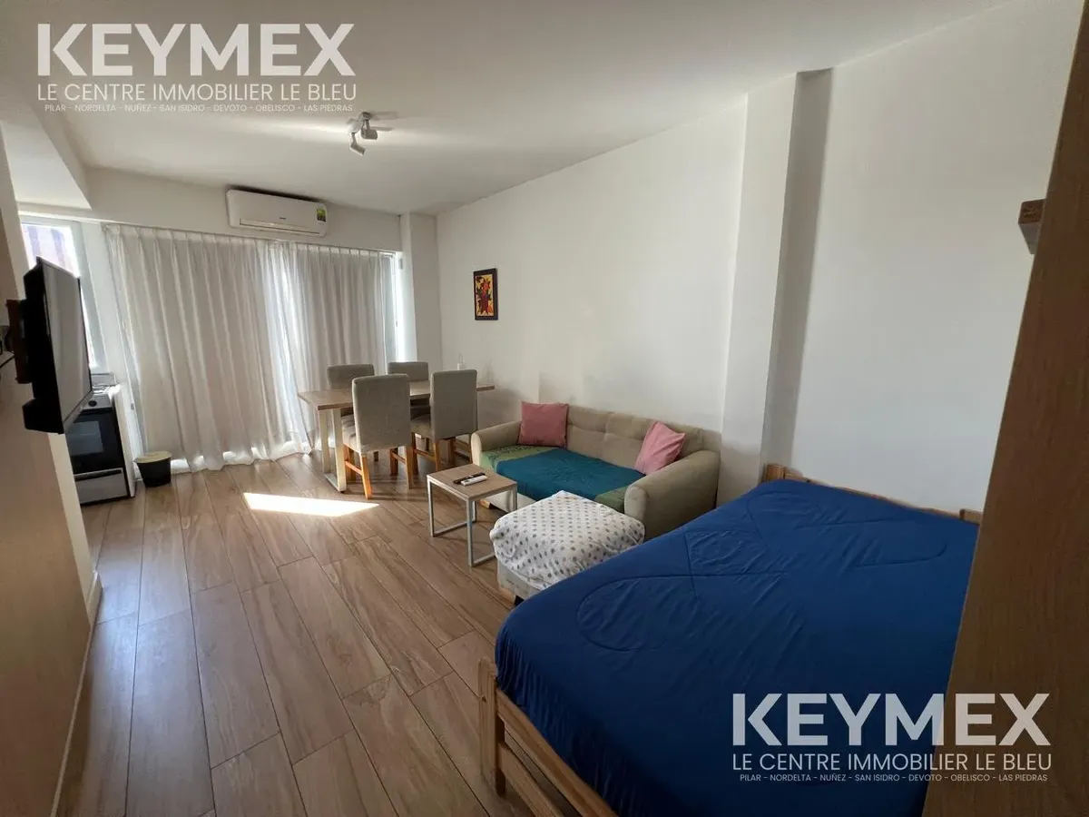 Monoambiente con balcón en Villa Crespo