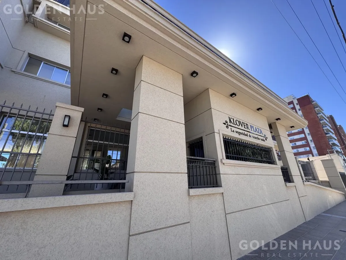 Студия 39 m² в Quilmes с (закреплённым) парковочным местом в Klover Plaza Bernal