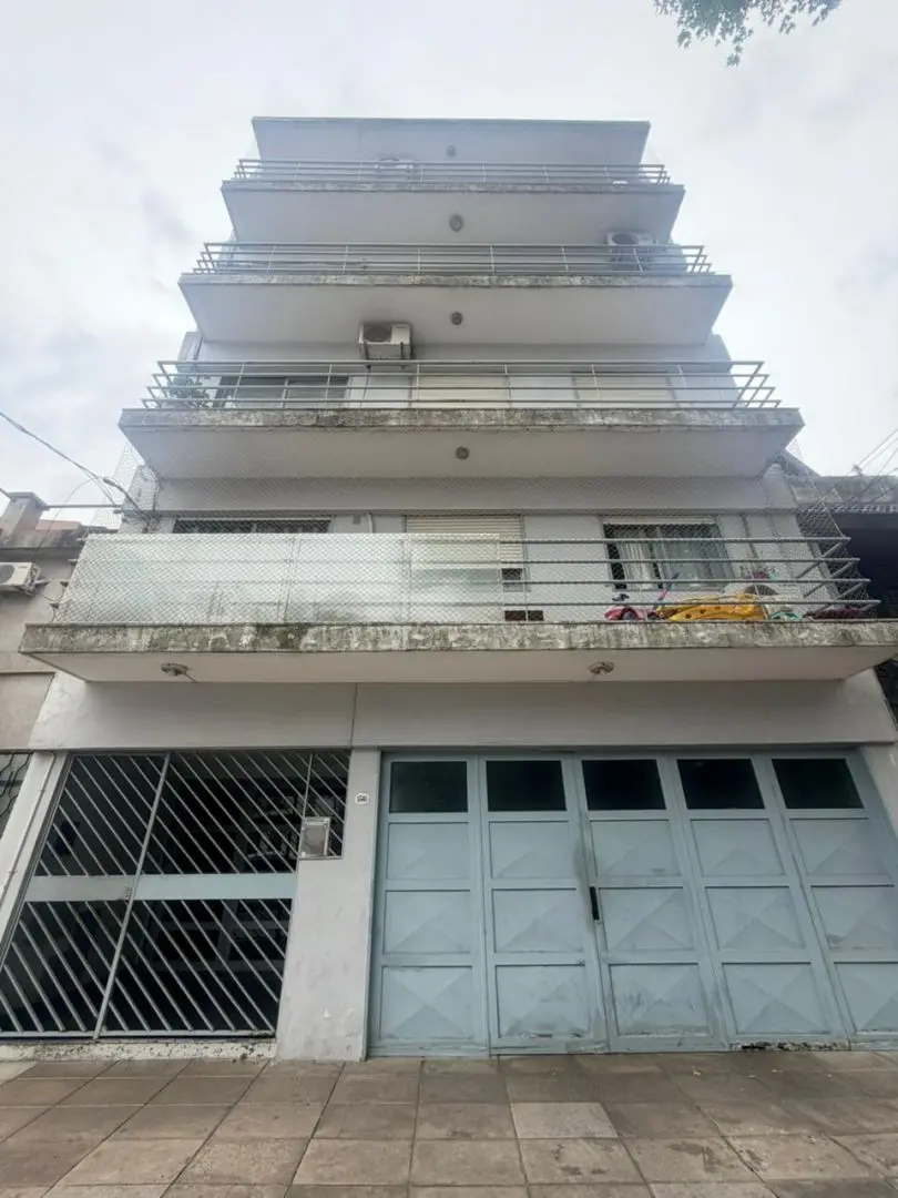 Departamento de 2 ambientes en Santos Lugares