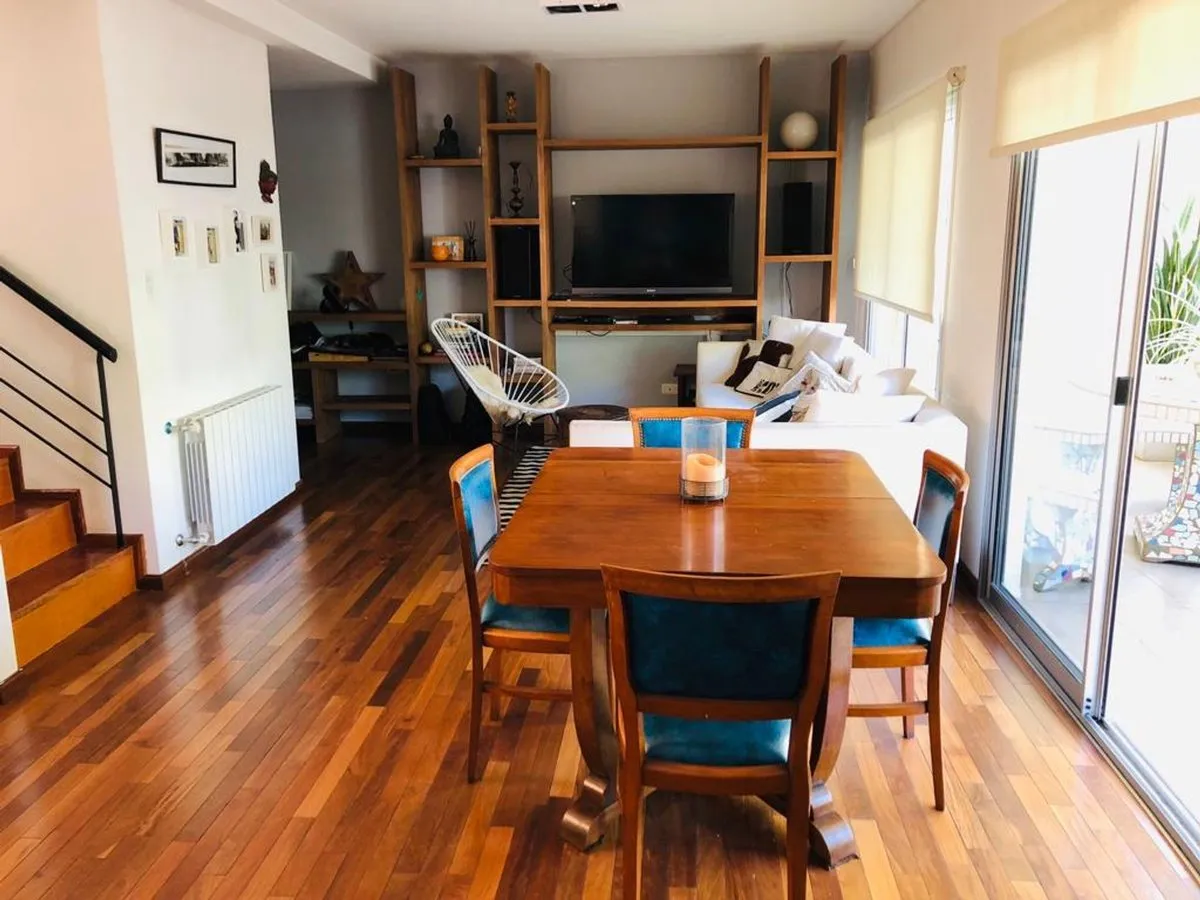 Apartamento mobiliado de 4 ambientes com terraço em Núñez