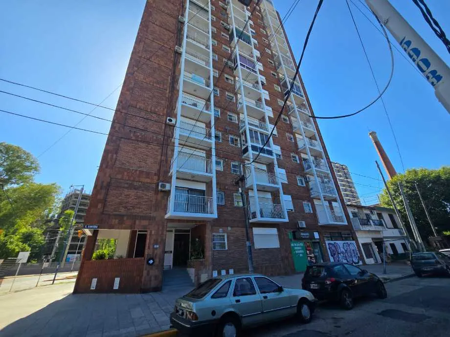Departamento de 2 ambientes en alquiler en el centro de Wilde