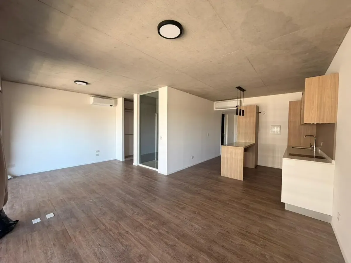 Loft divisible de 2 ambientes en alquiler sin muebles en Puerto Madero