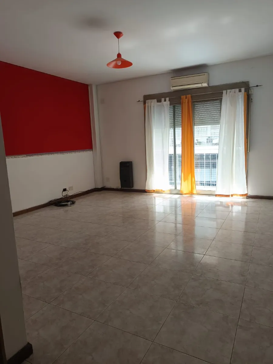Two-room apartment in Almagro near Hospital Italiano