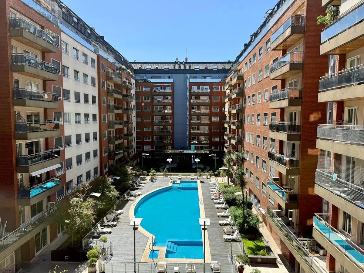 Apartamento de três ambientes com 2 dormitórios e vaga coberta em Puerto Madero