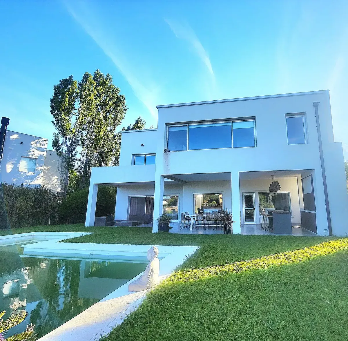 Furnished two-bedroom house in Santa Clara (Villanueva), near a lagoon