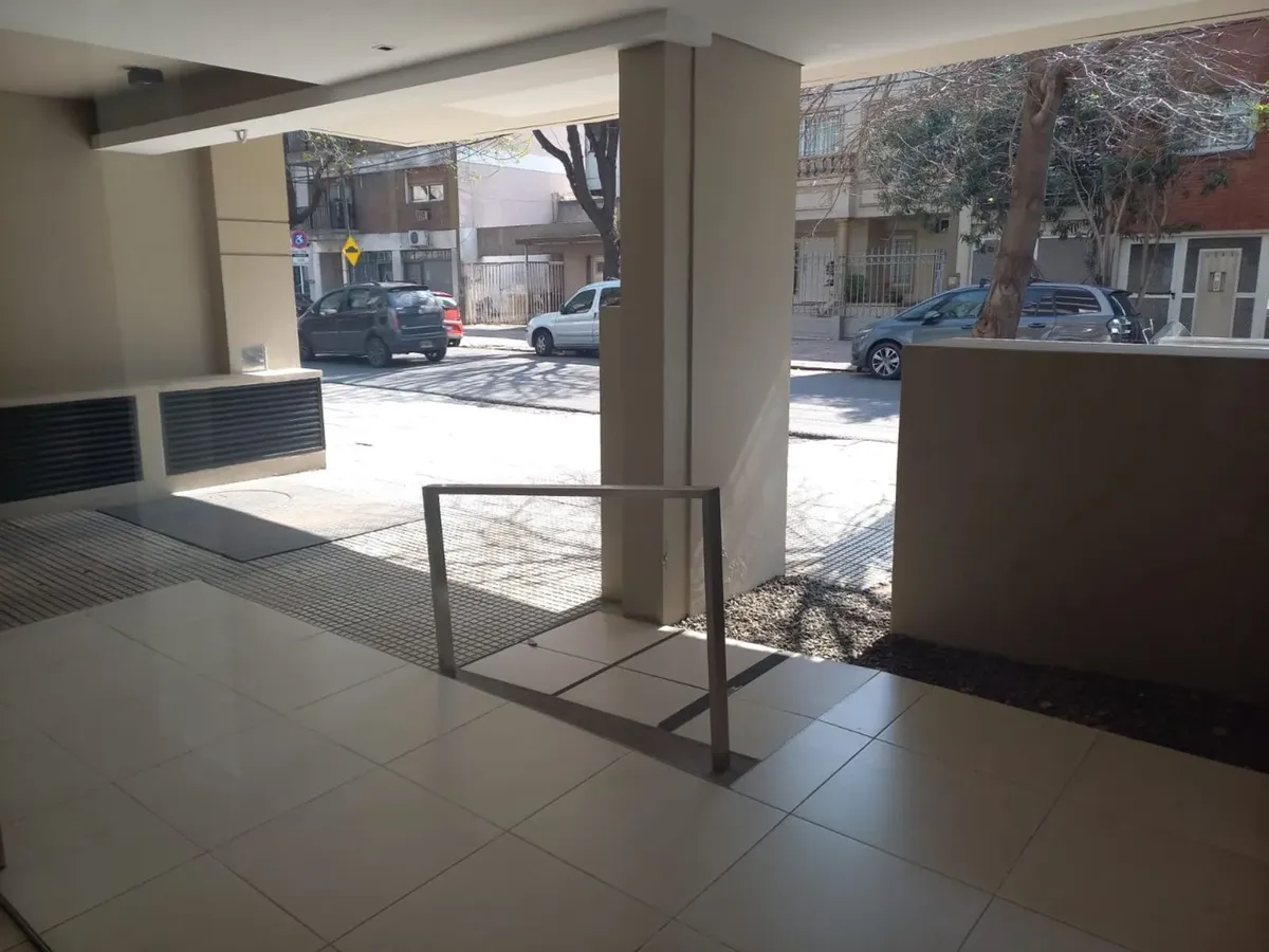 Departamento de 2 ambientes con cochera y baulera en Villa Pueyrredón