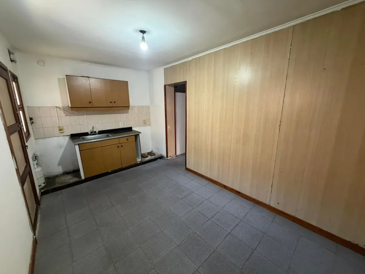 PH de 2 ambientes con patio en Avellaneda