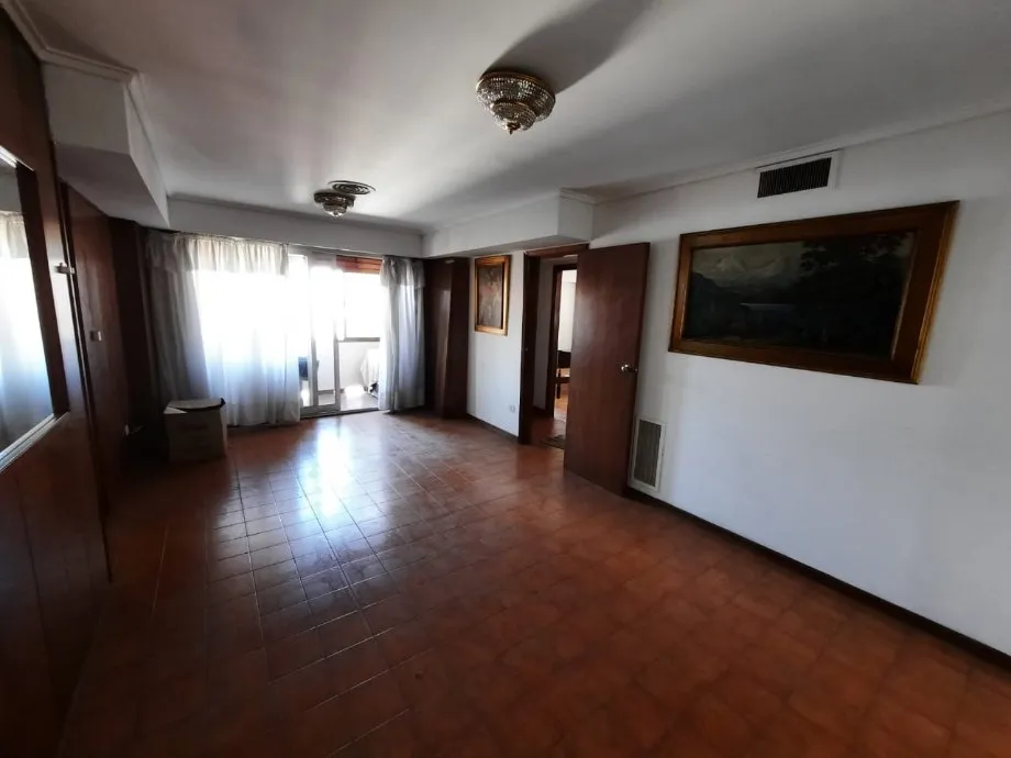 Apartamento de dois quartos em Quilmes Centro