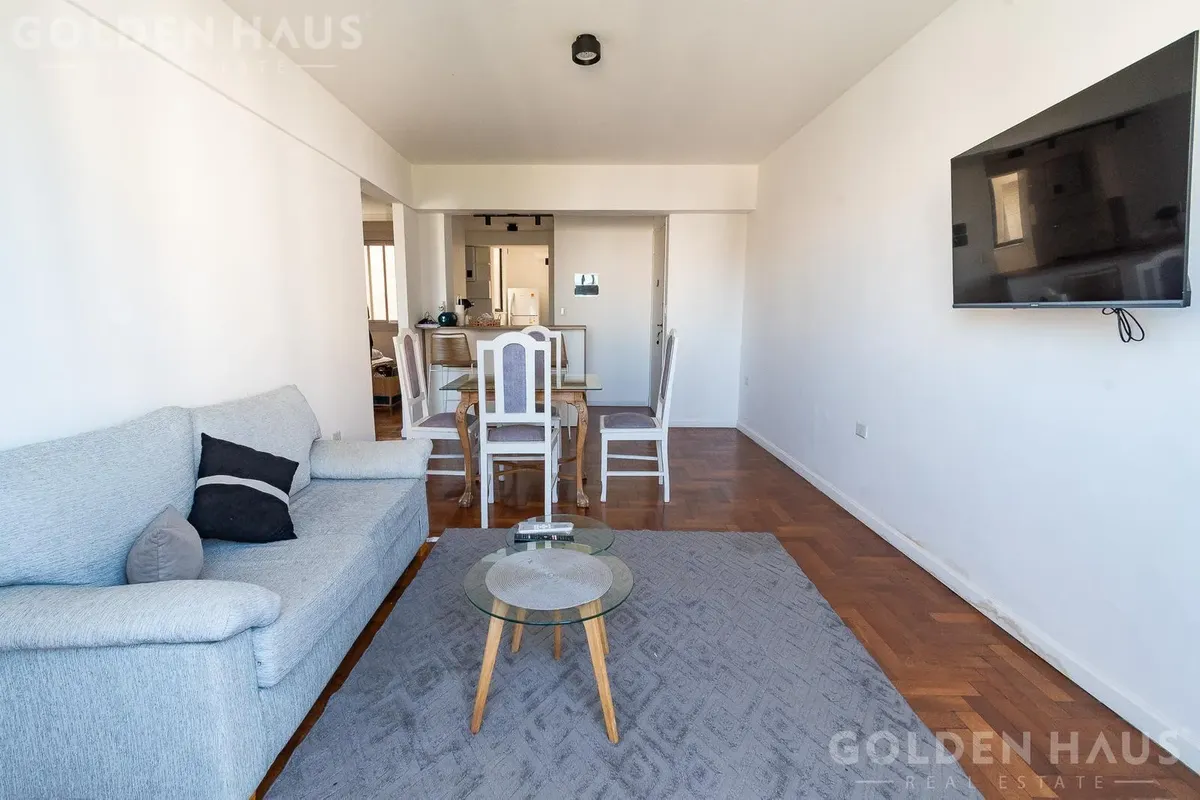 Apartamento de três ambientes reformado e mobiliado em Palermo