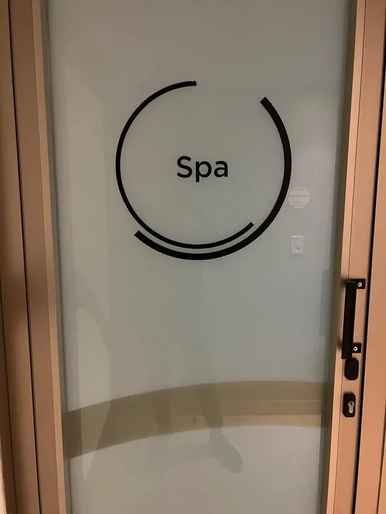 Monoambiente al frente con balcón en Belgrano