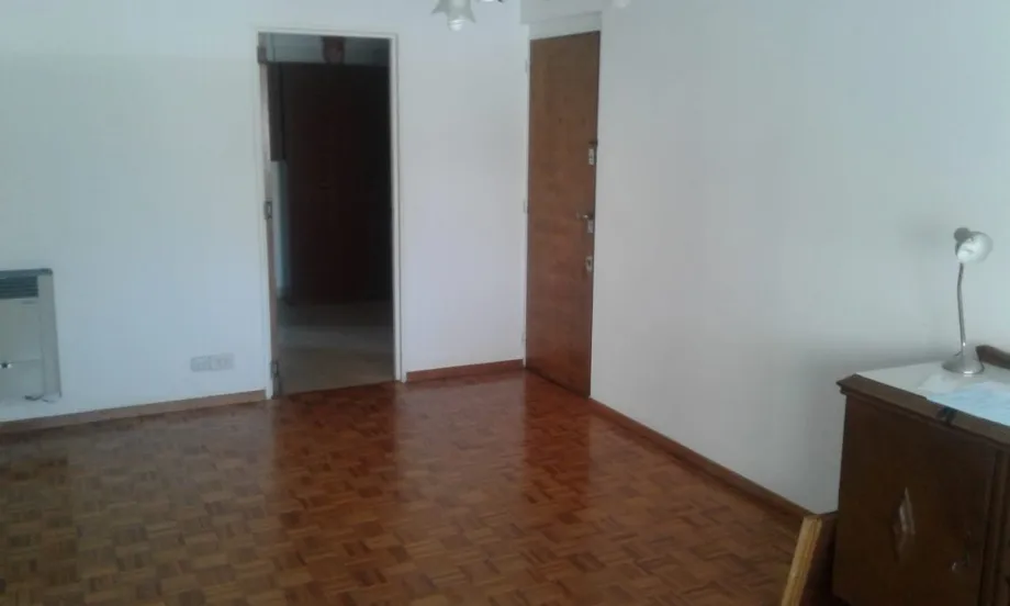 Three-room apartment in Quilmes Centro